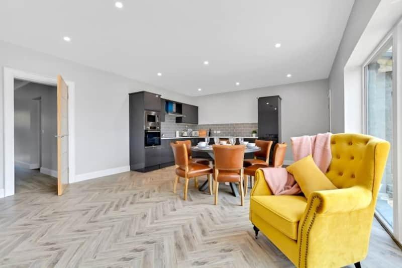 Bayview Luxury 3 Bedroom Apartment First Floor Downings Zewnętrze zdjęcie