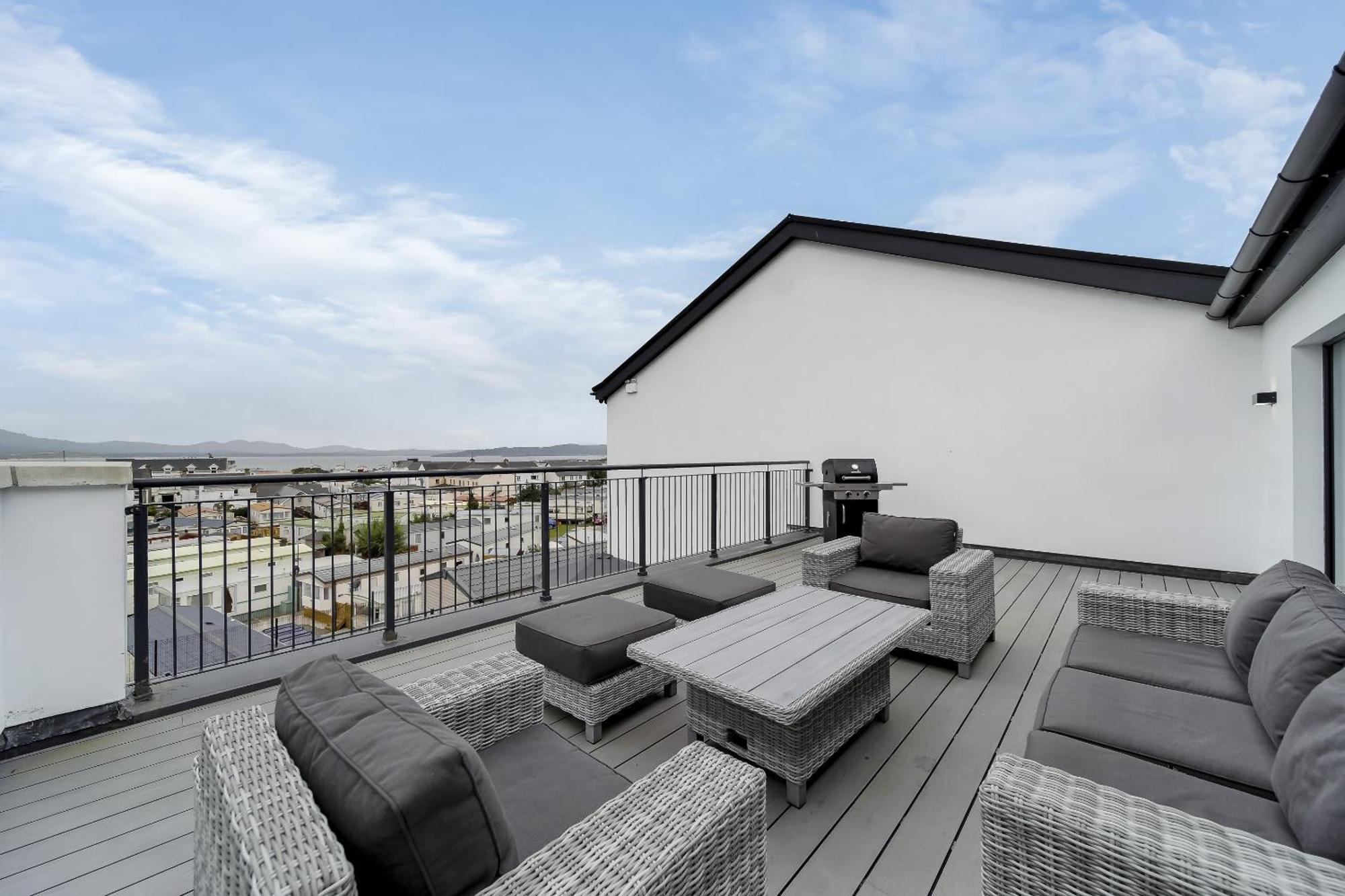 Bayview Luxury 3 Bedroom Apartment First Floor Downings Zewnętrze zdjęcie